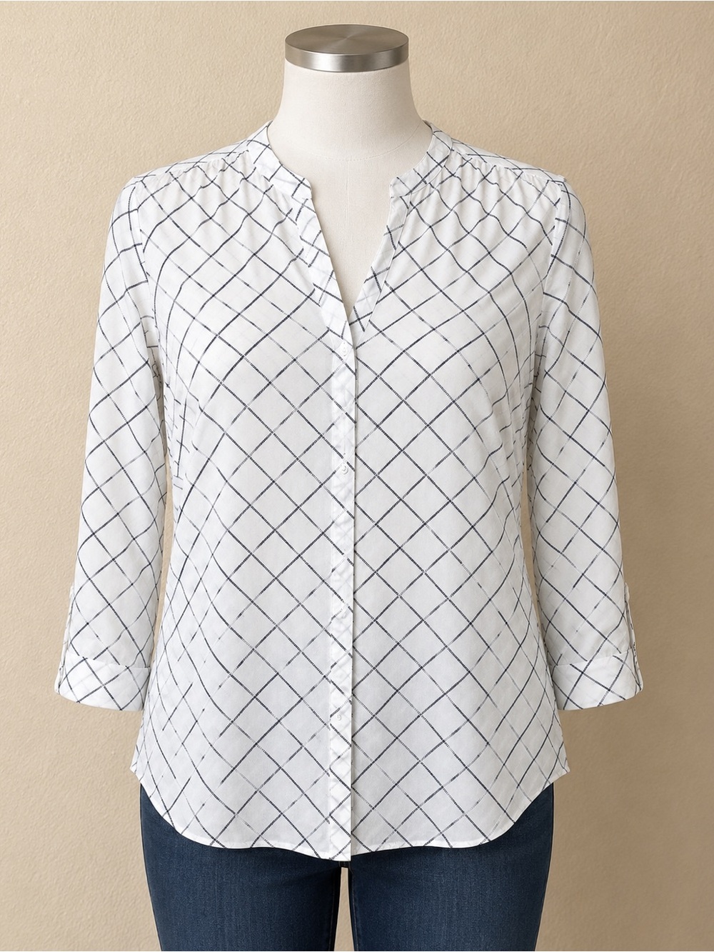 Olsen Shirt Women’s 8 White Black Windowpane Plaid Blouse Roll Tab Sleeve
